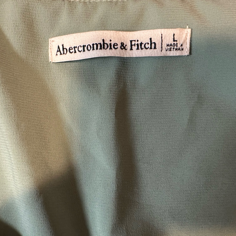 Abercrombie & Fitch Floral Green Blouse - Picture 7 of 7